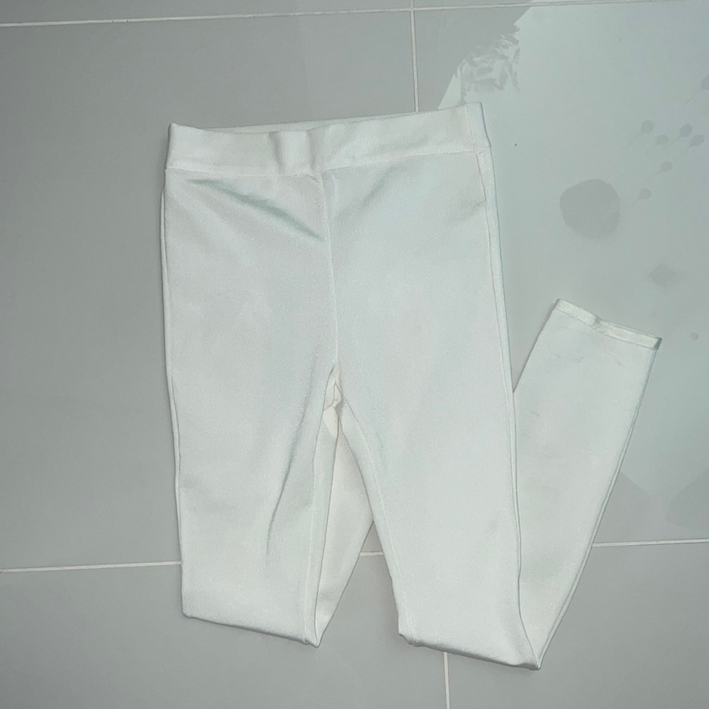 White FashionNova pants leggings size L